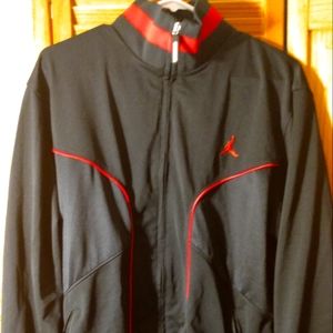JORDAN men's large zip up jacket black/red